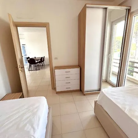 Apartment Pine Breeze Gjiri I Lalezit