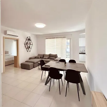 Pine Breeze Gjiri I Lalezit Apartment Durres