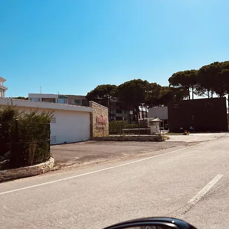 Pine Breeze Gjiri I Lalezit Apartamento Draç